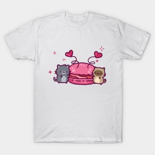 Cats and a giant pink macaron T-Shirt